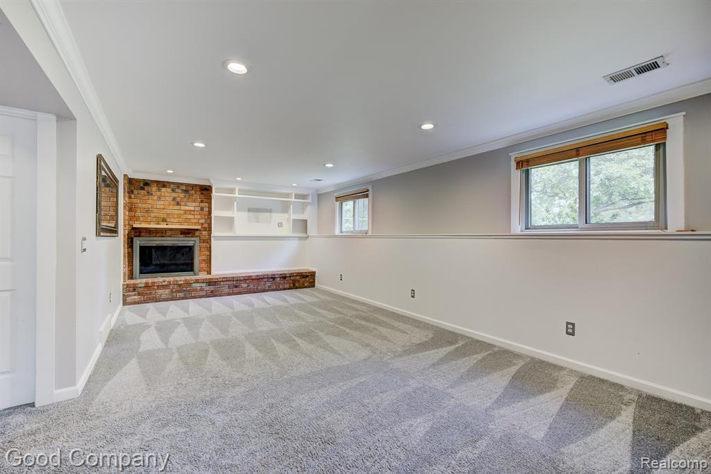 6672 Devonshire Drive, Canton, MI 48187 — Photo 15