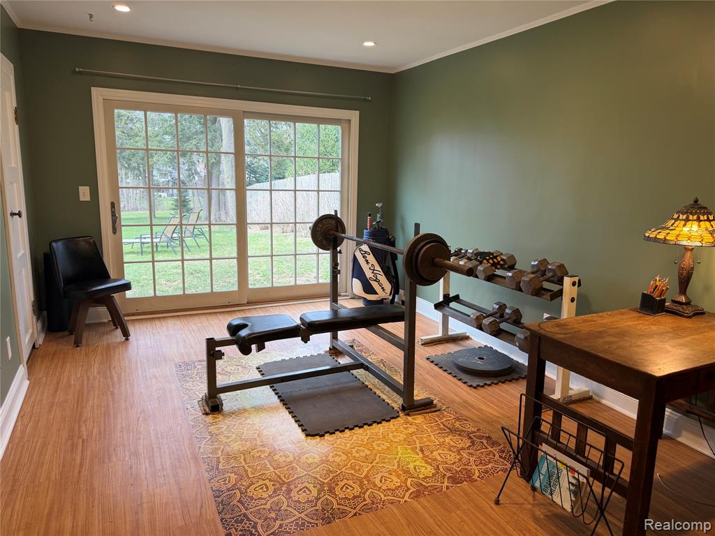 950 W LINCOLN Street, Birmingham, MI 48009 — Photo 37