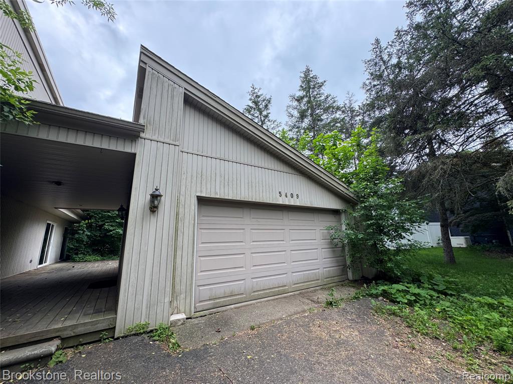 5409 Stowe Trail, Clarkston, MI 48348 — Photo 2