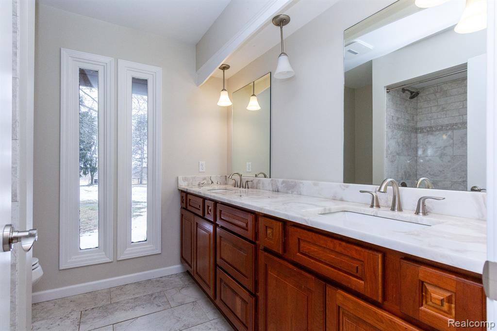 4355 S LAPEER Road, Metamora, MI 48455 — Photo 28