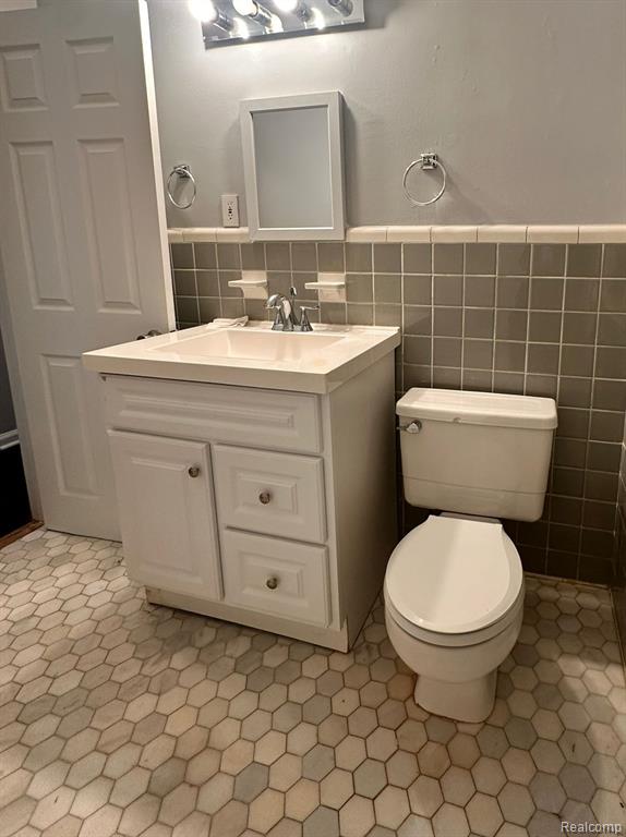 505 GARDENDALE Street, Ferndale, MI 48220 — Photo 12