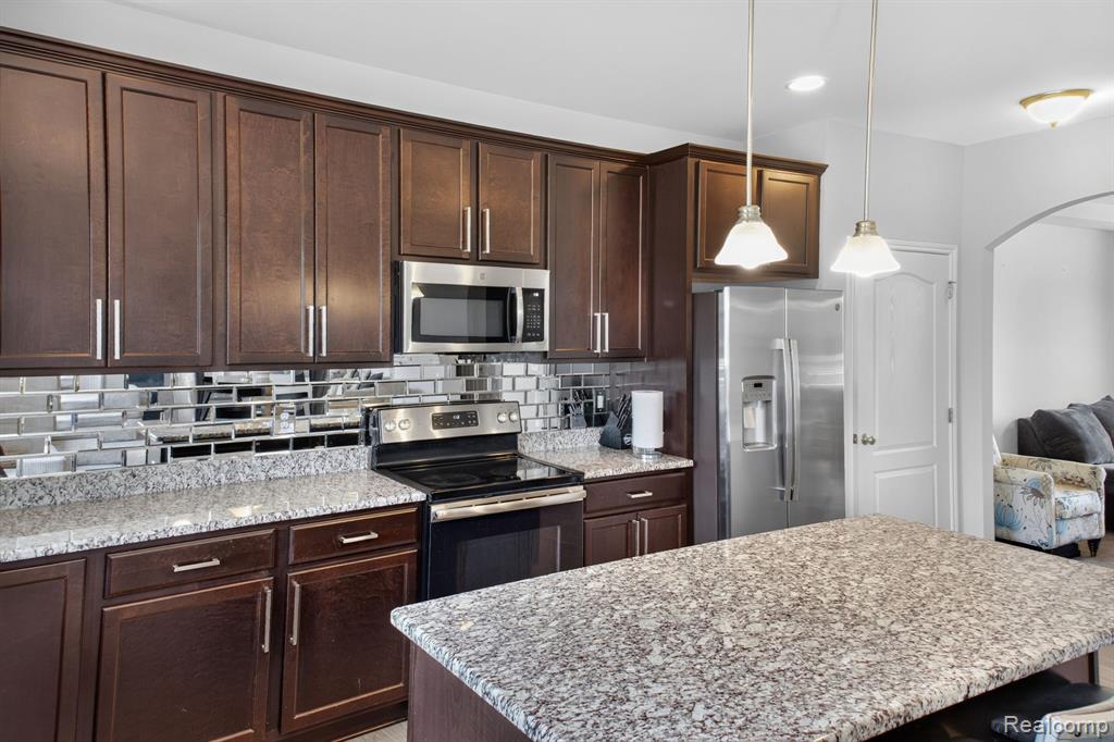 5168 Bradmore Lane, Warren, MI 48092 — Photo 9
