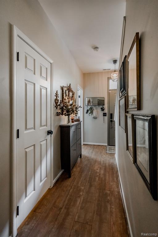 74 W BETHUNE Street, Detroit, MI 48202 — Photo 5