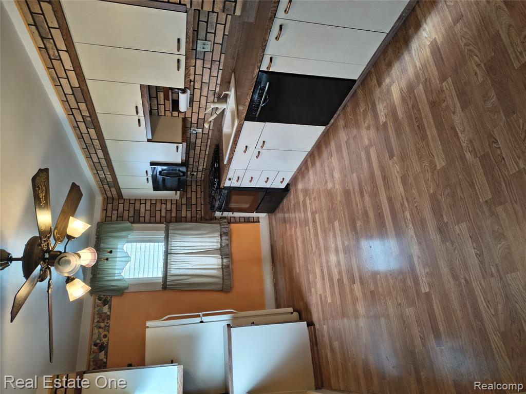 7233 Rosemont Avenue, Detroit, MI 48228 — Photo 9