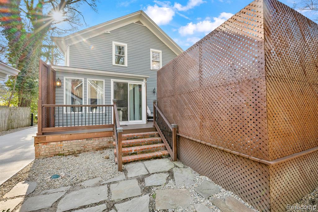 397 KERCHEVAL Avenue, Grosse Pointe Farms, MI 48236 — Photo 52