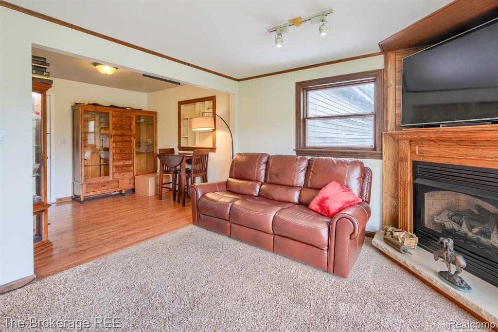 8439 Burpee Road, Grand Blanc, MI 48439 — Photo 19