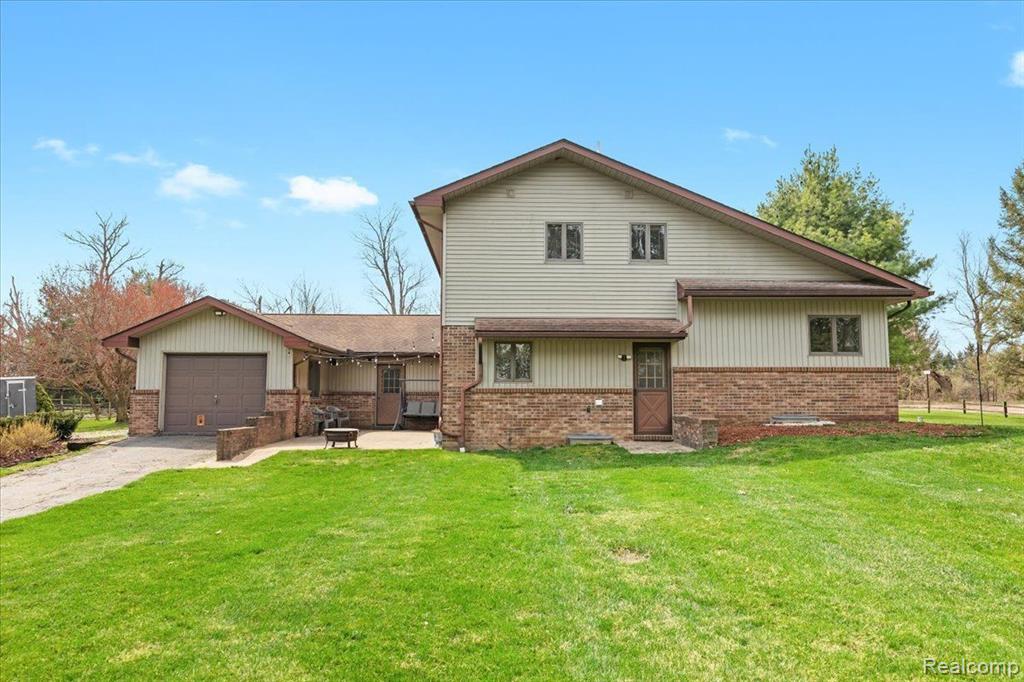 1415 ROSE CENTER Road, Fenton, MI 48430 — Photo 32