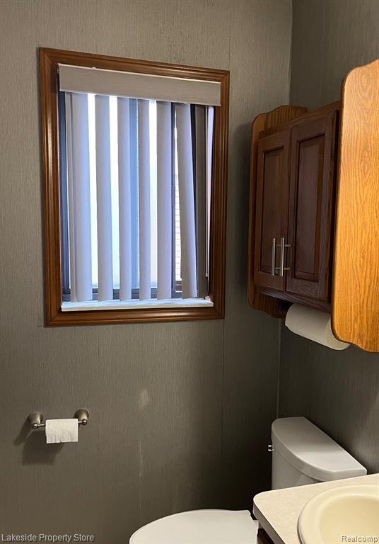 40430 Shakespeare Drive, Sterling Heights, MI 48313 — Photo 14