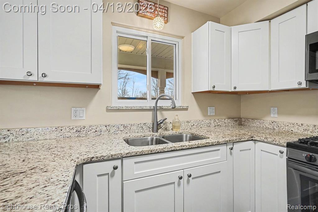 9110 Argentine Road, Linden, MI 48451 — Photo 11