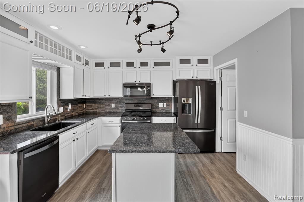 5001 Meadow Crest Circle, Holly, MI 48442 — Photo 13