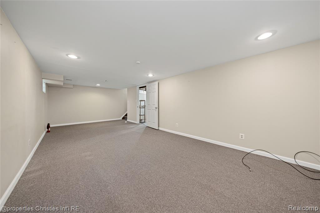 7137 Stonebrook Road, West Bloomfield, MI — Photo 26