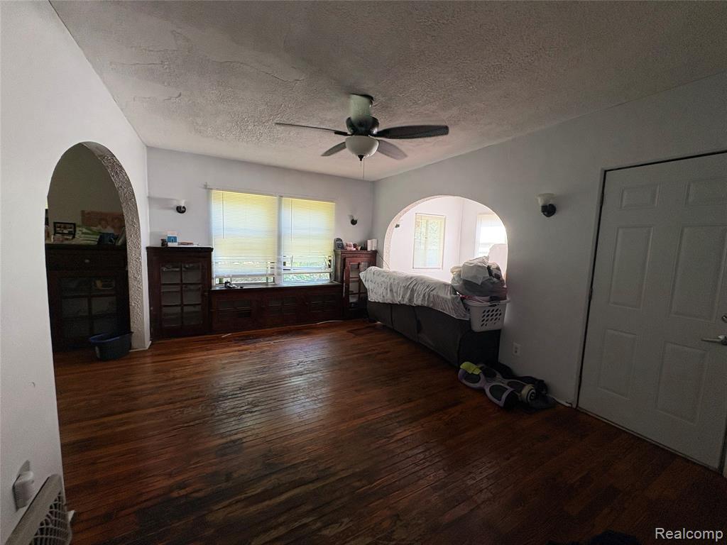815 Buffalo Street, Lansing, MI 48915 — Photo 2