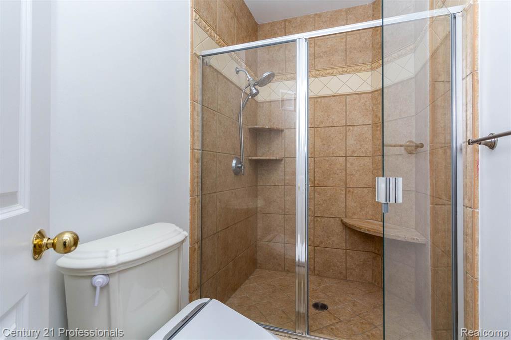 685 Dornoch Drive, Ann Arbor, MI 48103 — Photo 18