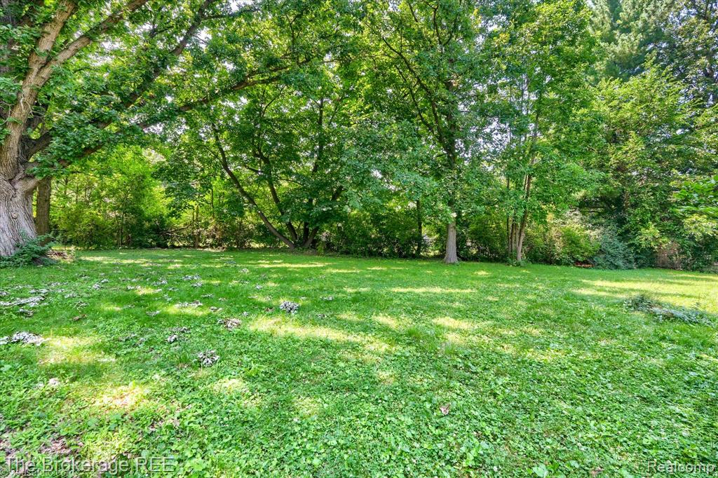 5312 Michael Court, Grand Blanc, MI 48439 — Photo 38
