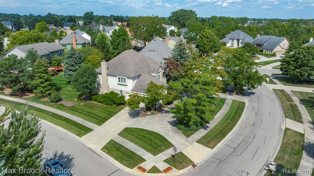 6684 Stonebridge E, West Bloomfield, MI — Photo 58