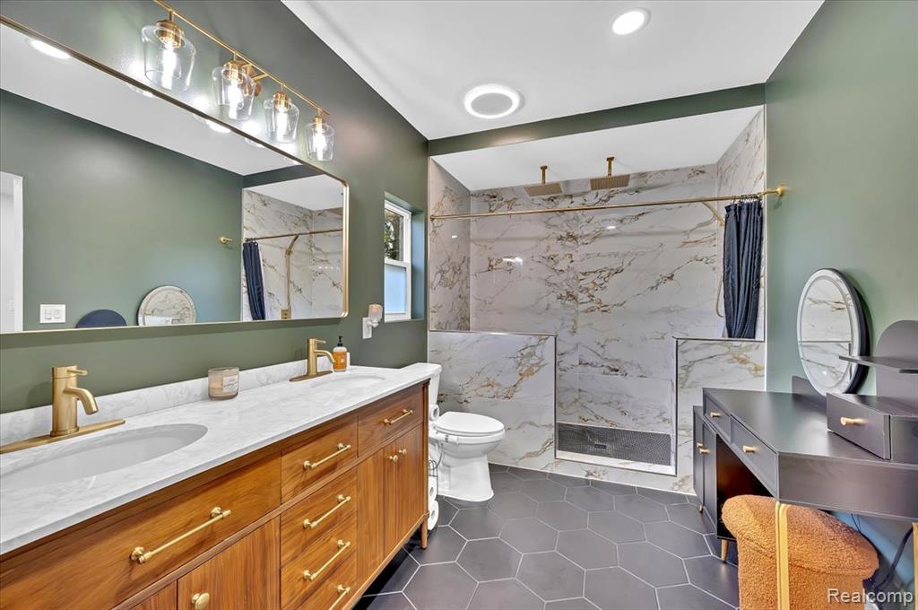 115 W Elmwood, Leonard, MI 48367 — Photo 17