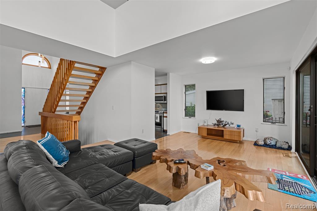 4616 Cass Elizabeth Road, Waterford, MI 48328 — Photo 14