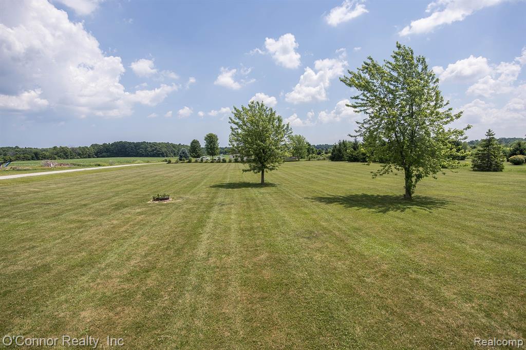 6870 Wildcat Road, MI 48032 — Photo 41