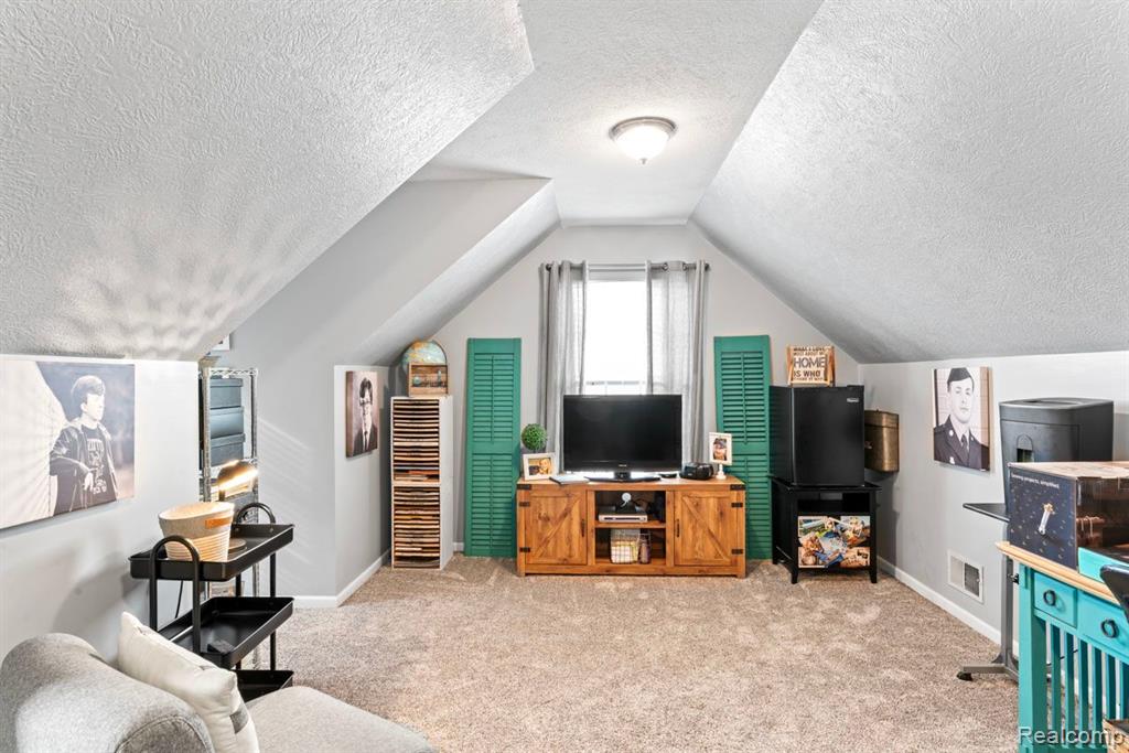 5189 CYPRESS Circle, Grand Blanc, MI 48439 — Photo 24
