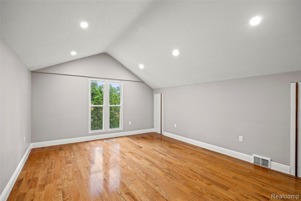 44429 Harmony Lane, Belleville, MI 48111 — Photo 34