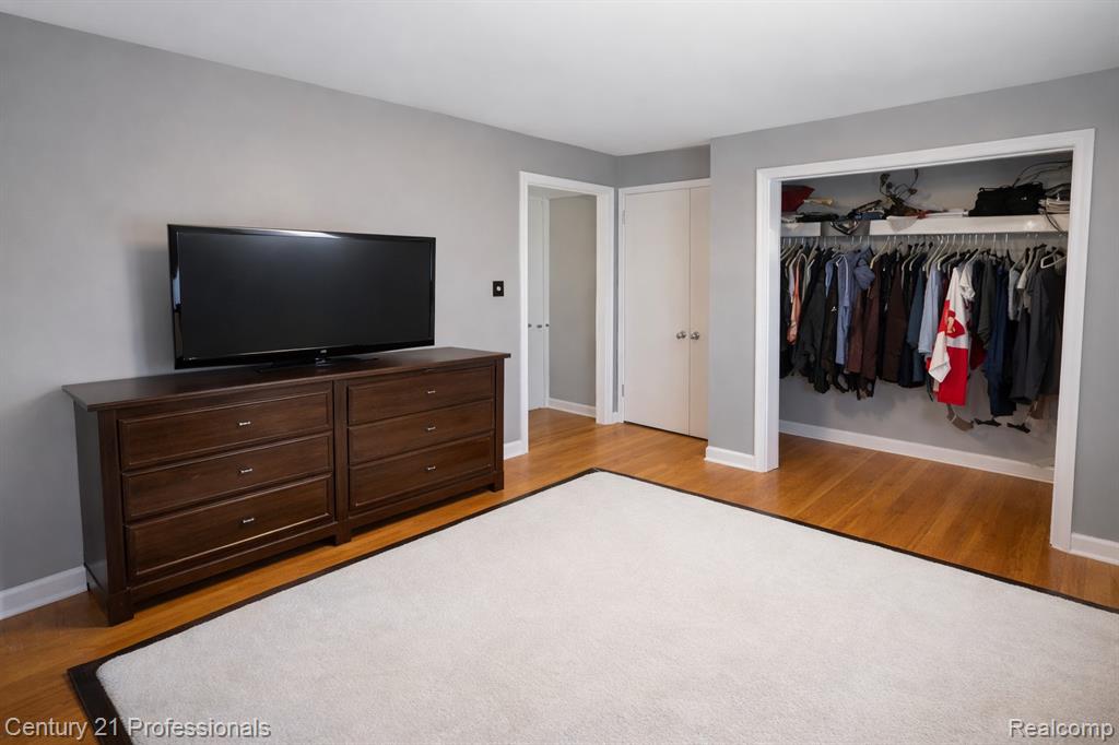 406 Woodlawn Avenue, Royal Oak, MI 48073 — Photo 11
