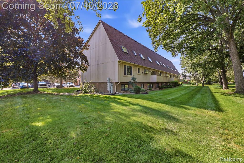 42377 Lochmoor Street, Clinton Twp, MI 48038 — Photo 21