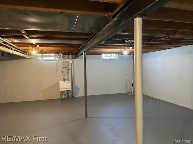 4653 Lucerne Drive, Sterling Heights, MI 48310 — Photo 21
