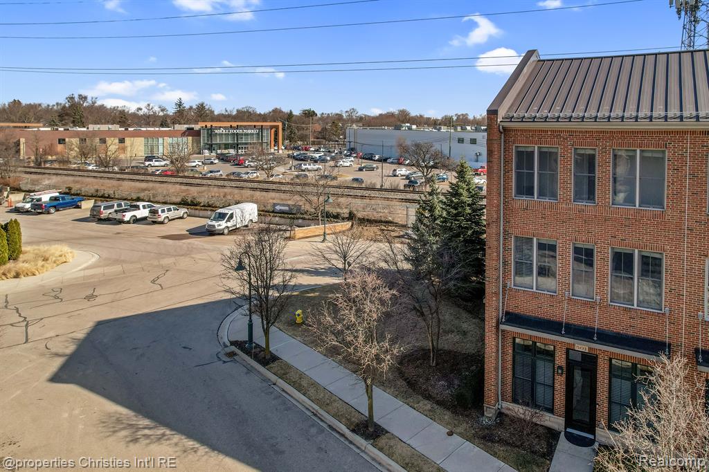 501 LEWIS Street, Birmingham, MI 48009 — Photo 47
