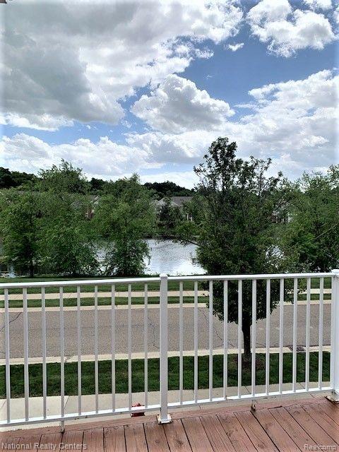 16704 DOVER Drive, Northville, MI 48168 — Photo 17