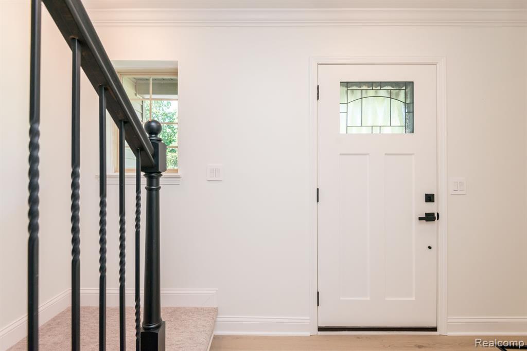 526 COVE VIEW Drive, Waterford, MI 48327 — Photo 26