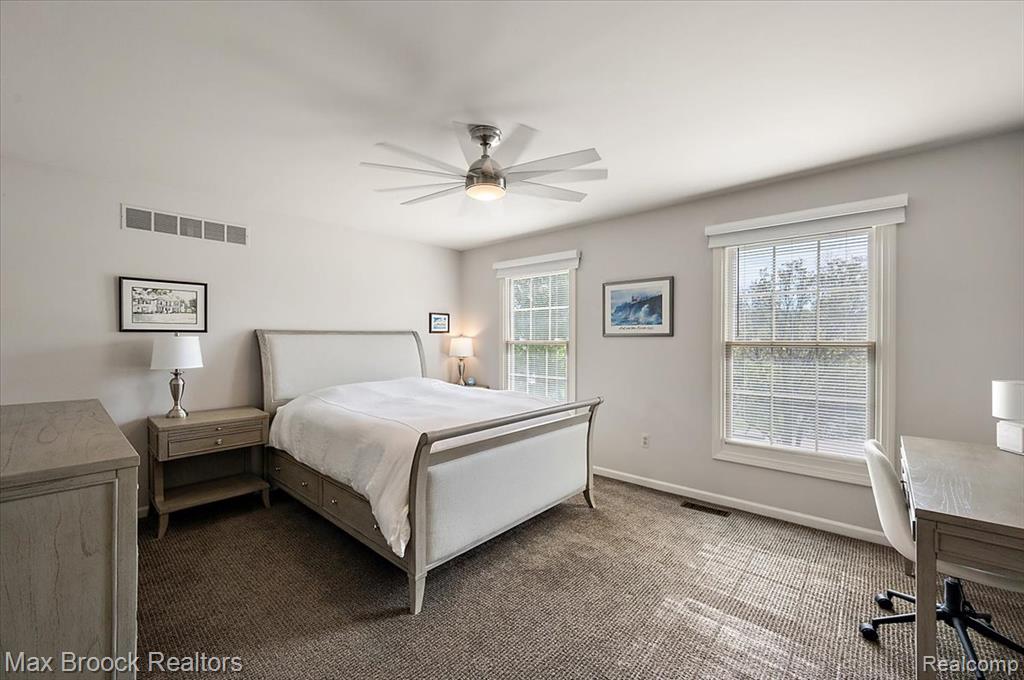 911 Tartan Trail, Bloomfield Hills, MI 48304 — Photo 30