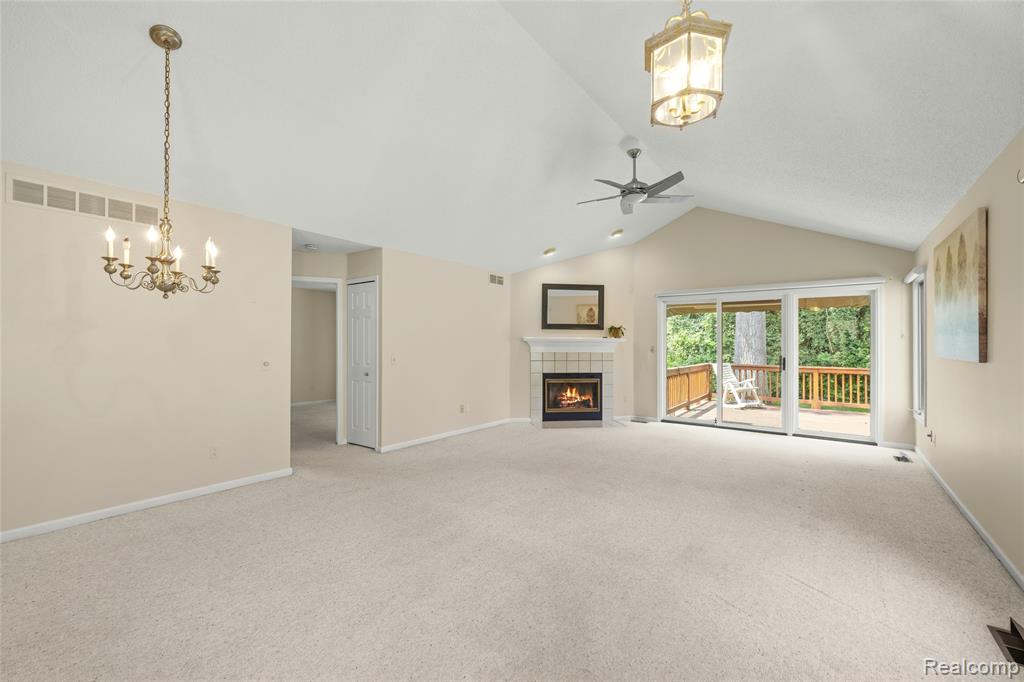 35213 Knollwood Lane, Farmington, MI 48335 — Photo 18