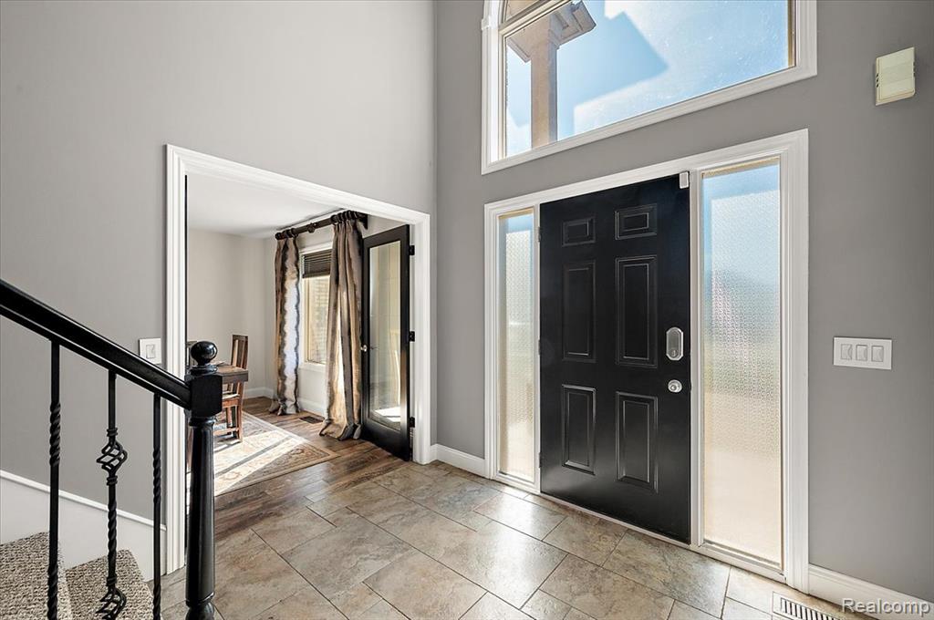 49931 Shelby Creek Drive, Utica, MI 48317 — Photo 14