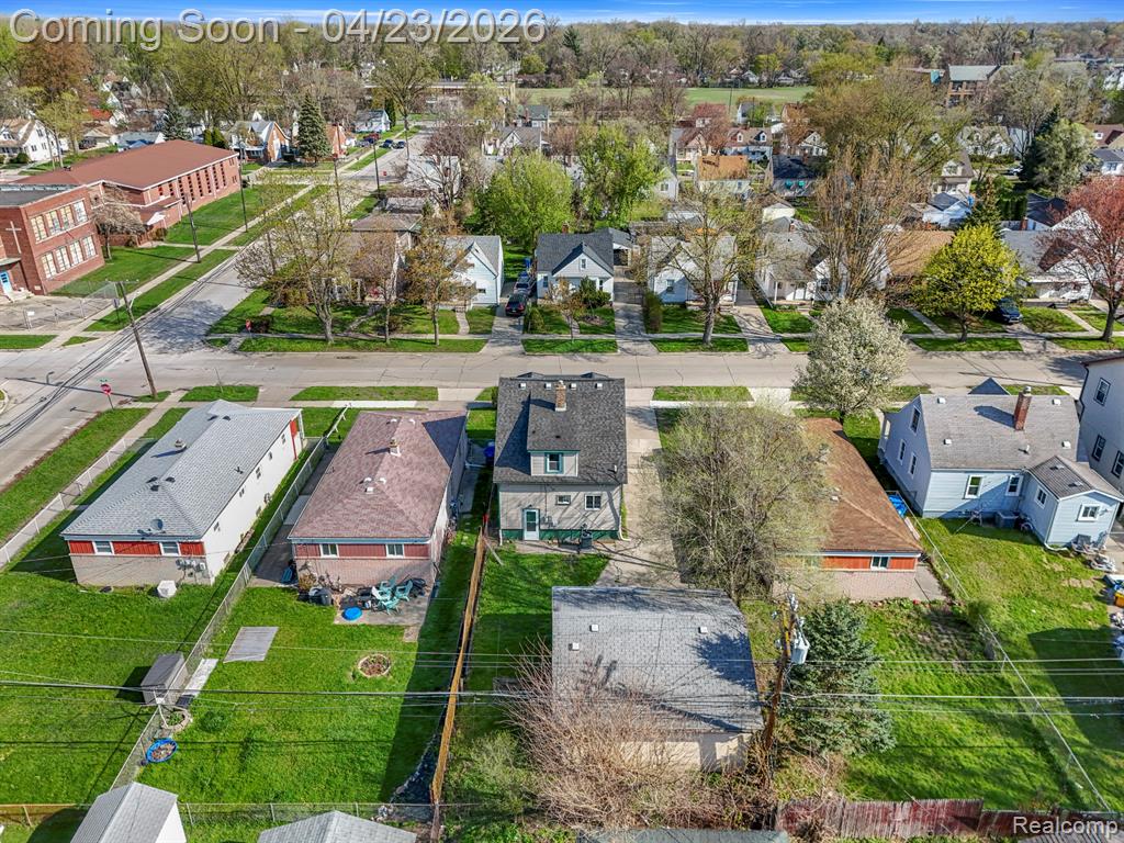 26045 Eton Avenue, Dearborn Heights, MI 48125 — Photo 31