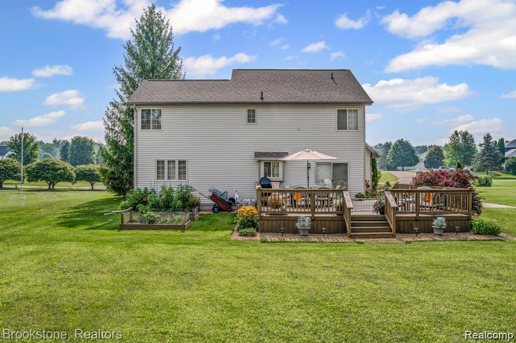 5280 Brantford Court, Grand Blanc, MI 48439 — Photo 32