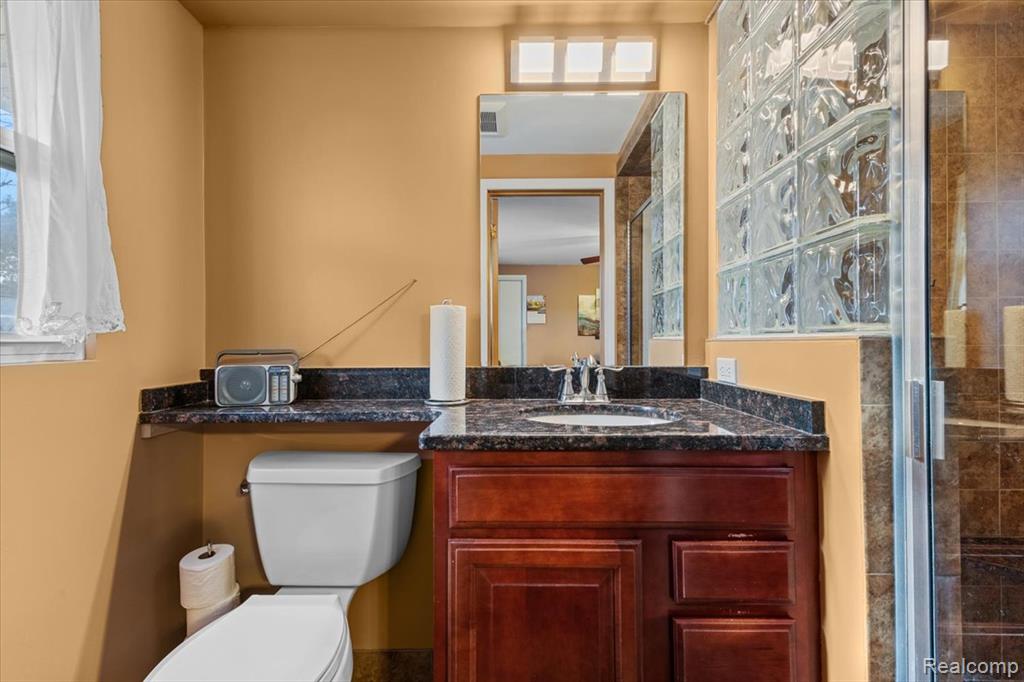28791 Sunset Boulevard W, Lathrup Village, MI 48076 — Photo 38