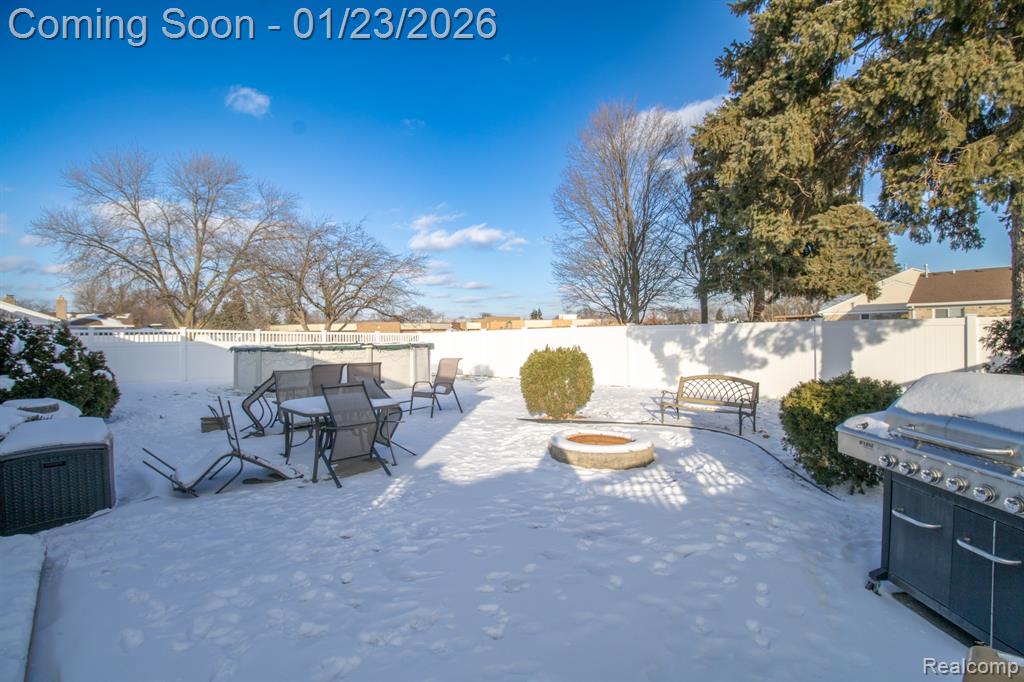 11367 Suffolk Drive, Southgate, MI 48195 — Photo 41