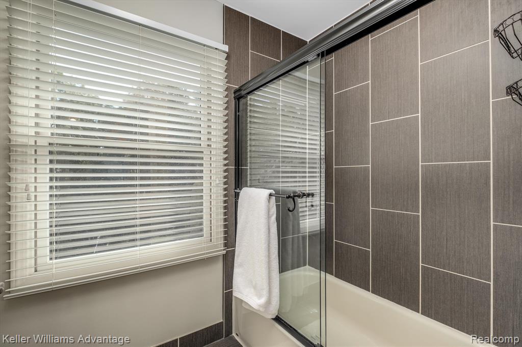 15780 CRYSTAL DOWNS E, Northville, MI 48168 — Photo 37