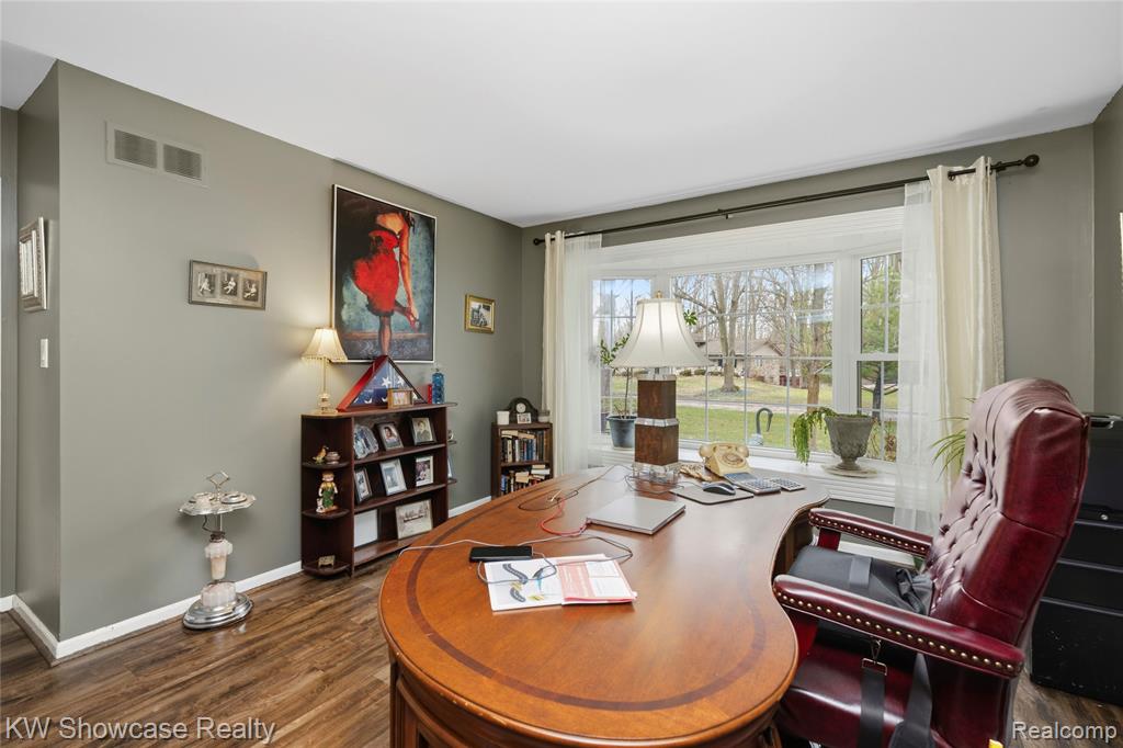6144 Venice Drive, Commerce Twp, MI 48382 — Photo 40