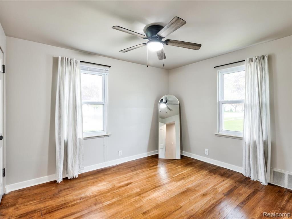 2846 Cooper Avenue, Port Huron, MI 48060 — Photo 15