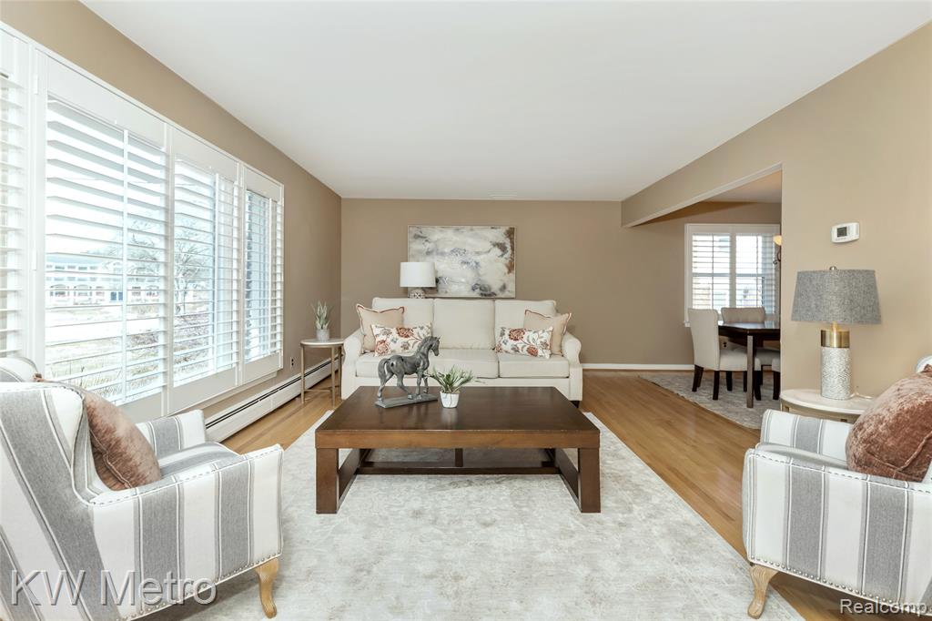 5897 Sutters Lane, Bloomfield Hills, MI 48301 — Photo 10