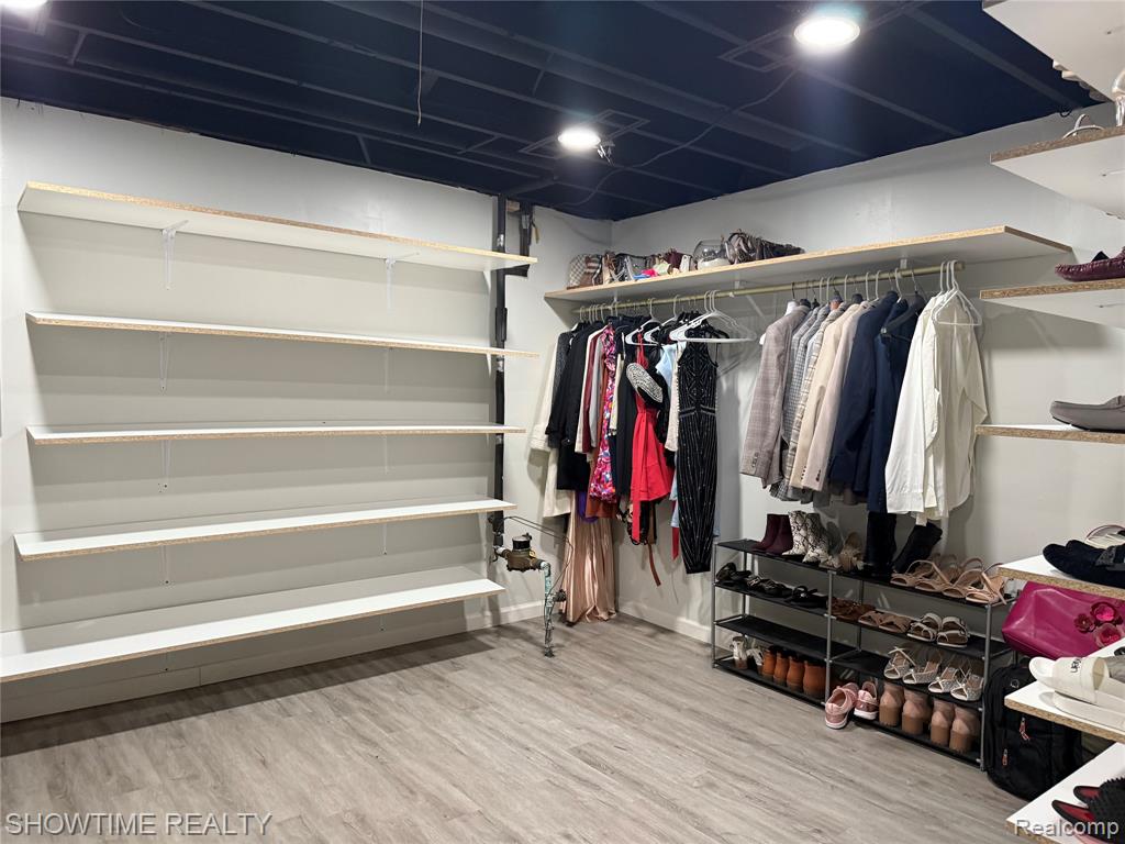 21523 Mackenzie Drive, Macomb, MI 48044 — Photo 32