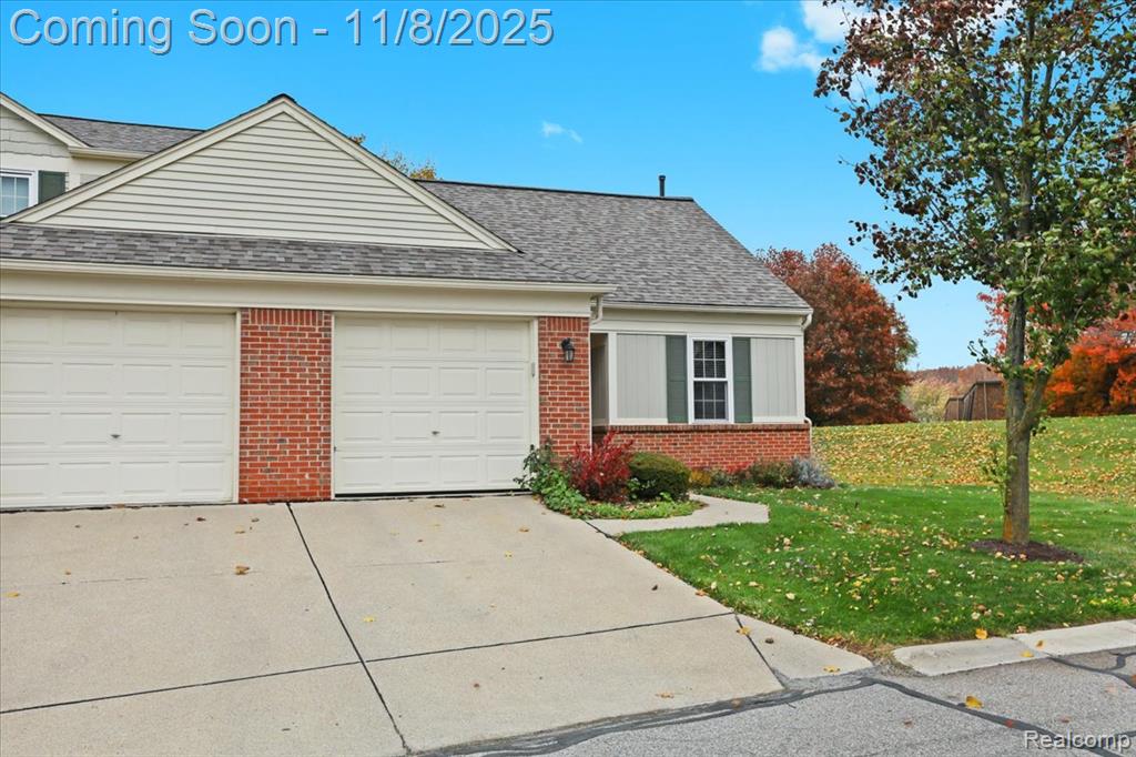43576 Yorkville Drive, 27, Canton, MI 48188 — Photo 3