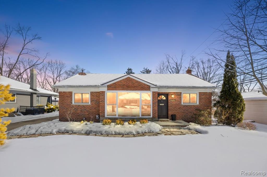 31060 E Rutland Street, Beverly Hills, MI 48025 — front exterior