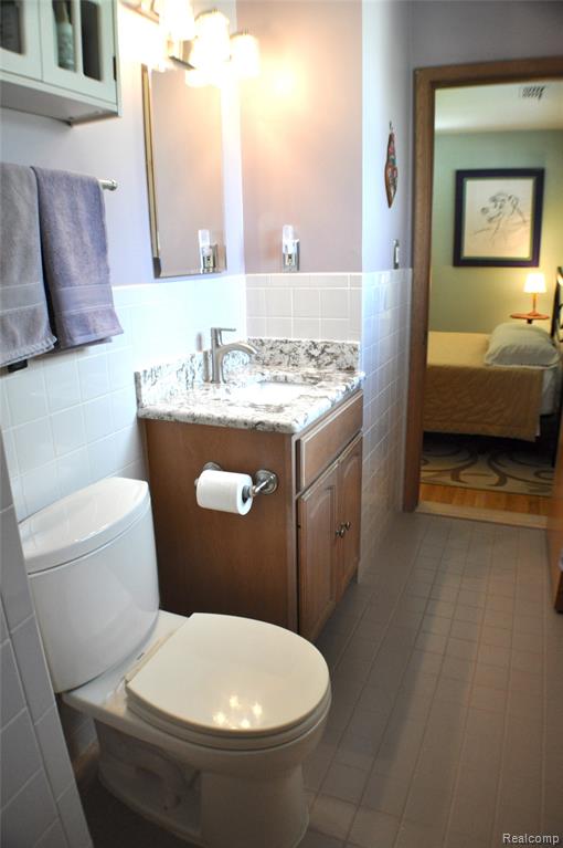 3593 Meadowleigh Lane, Waterford, MI 48329 — Photo 17