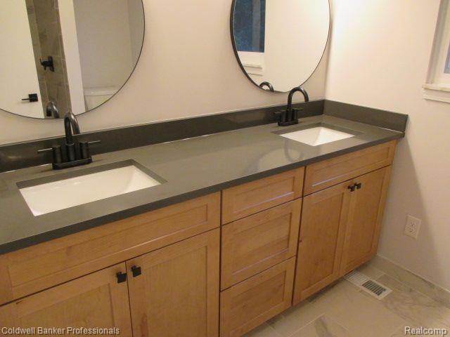 5283 Shrewsbury Drive, Troy, MI 48085 — Photo 25