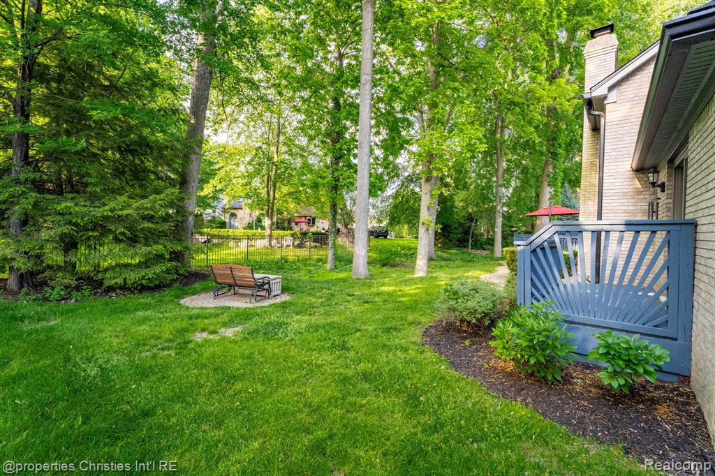 14281 Bournemuth Drive, Utica, MI 48315 — Photo 78