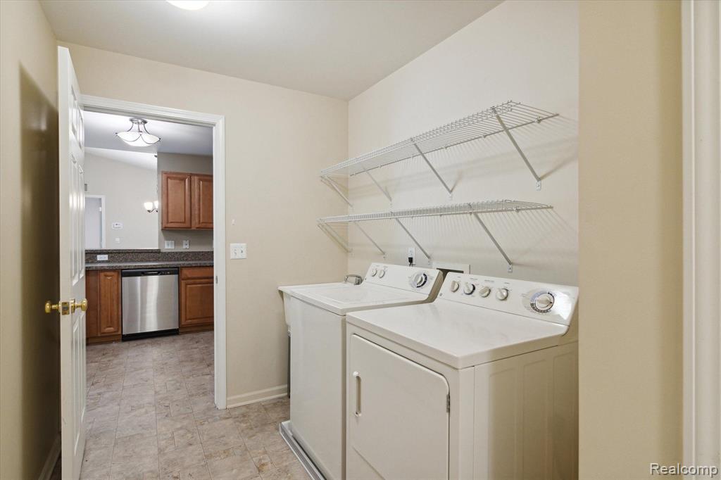 16871 DOVER Drive, Northville, MI 48168 — Photo 22