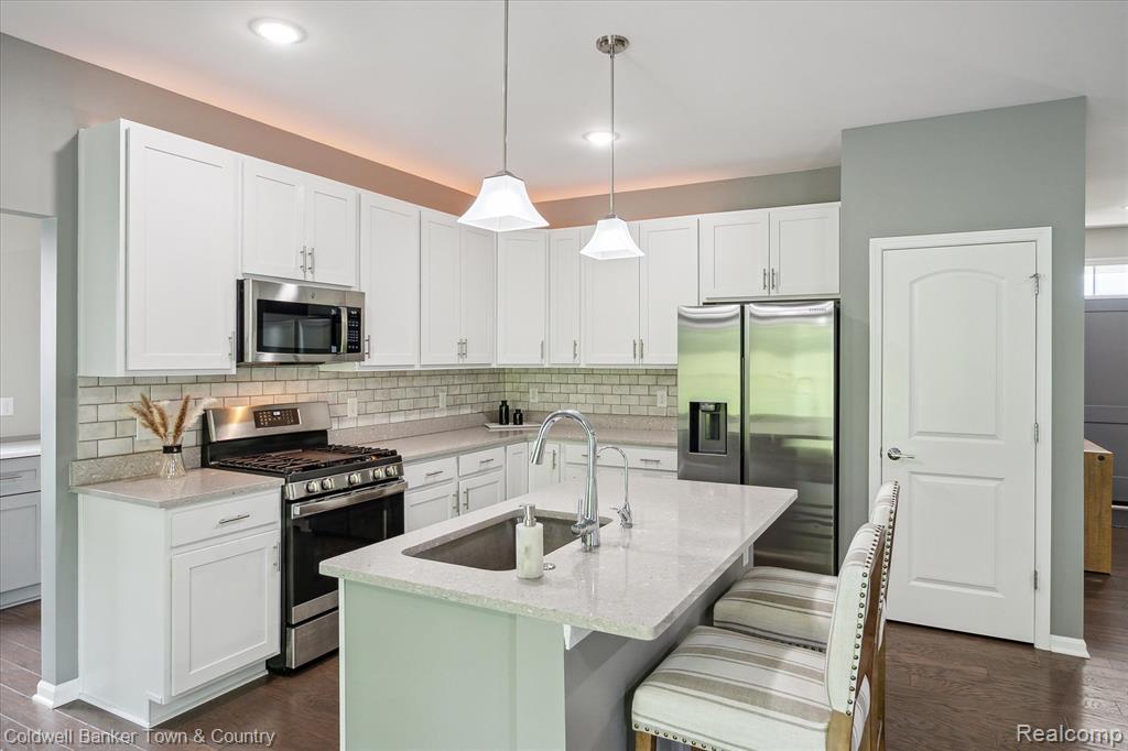 9850 Kylie Drive, Brighton, MI 48116 — Photo 8