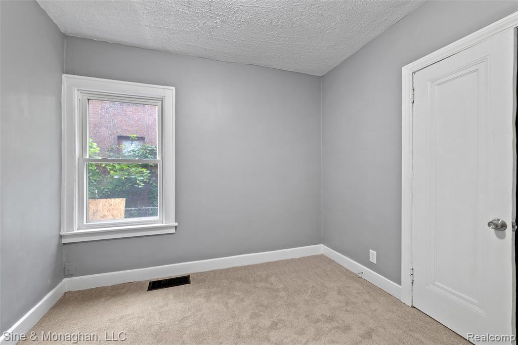 5553 Nottingham Road, Detroit, MI 48224 — Photo 12